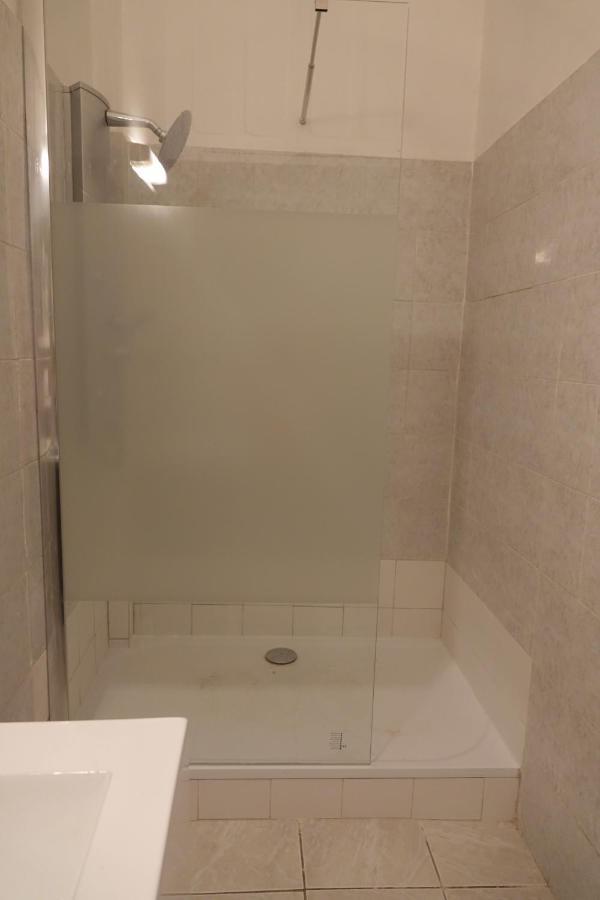 Quartier De Verdure "Cours Julien La Plaine "Chambre Privee Dans Appartement มาร์กเซย ภายนอก รูปภาพ